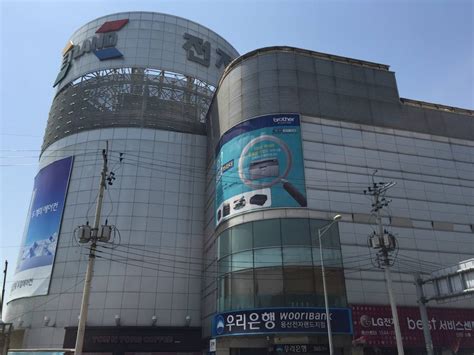 Yongsan Electronics Market 용산 전자 상가, Korea Shopping.